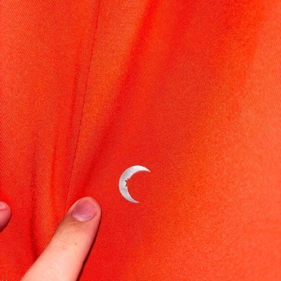 ZYIA tank top - Picture 2 of 5